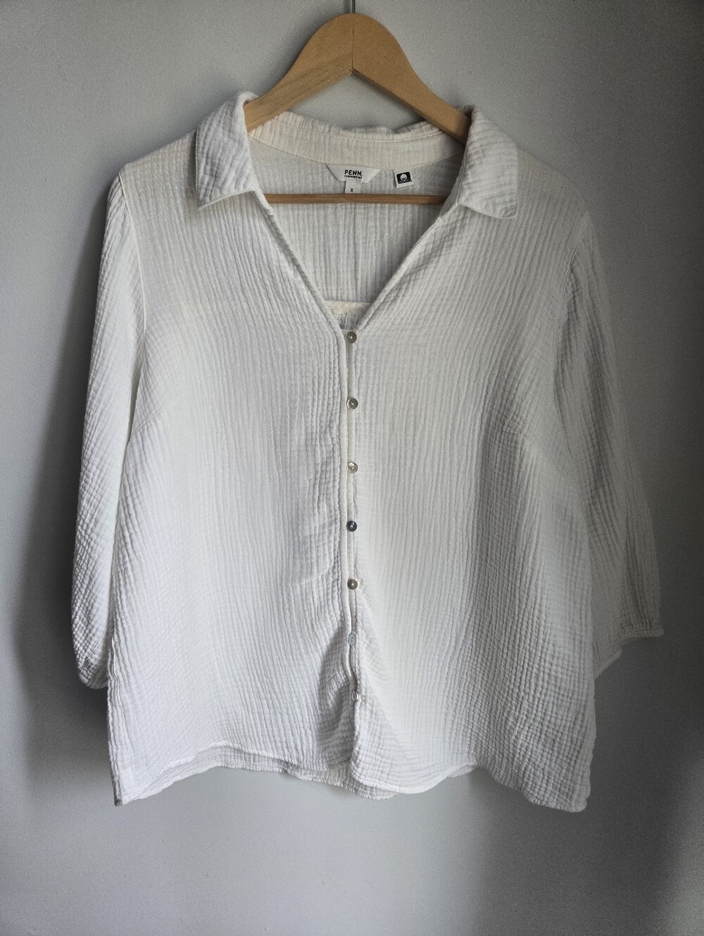 PENNINGTONS White Button-Front Cotton Gauze Shirt